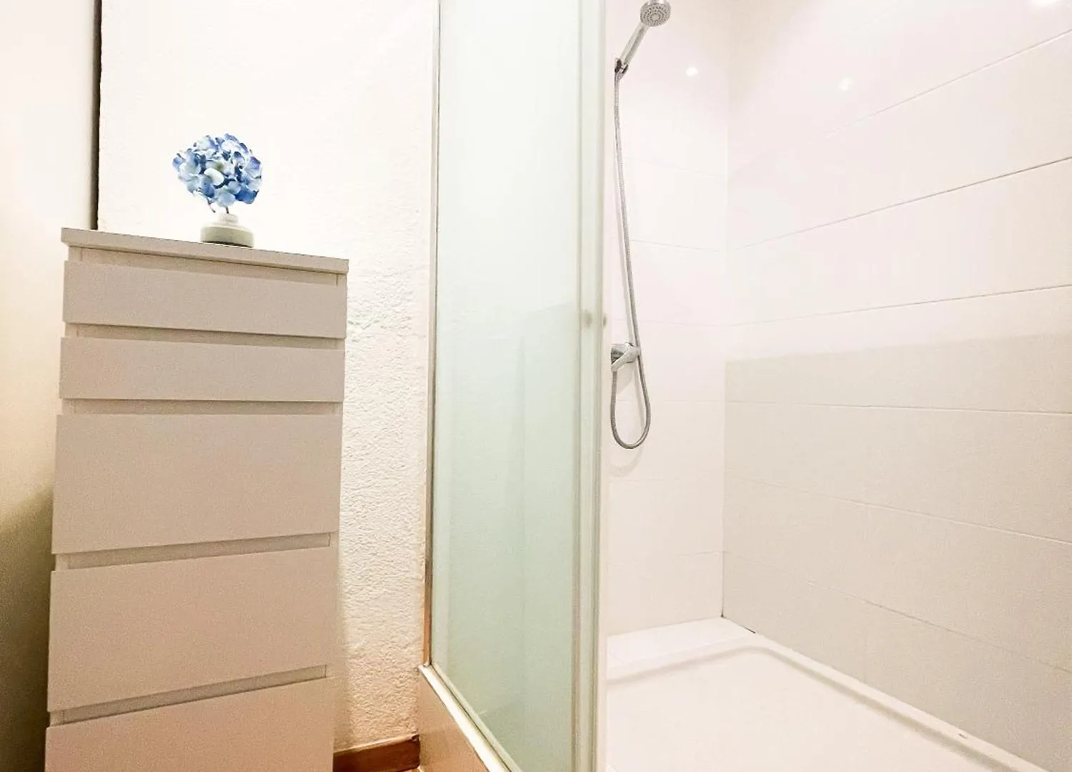 By Born Rooms Barcelona Spain