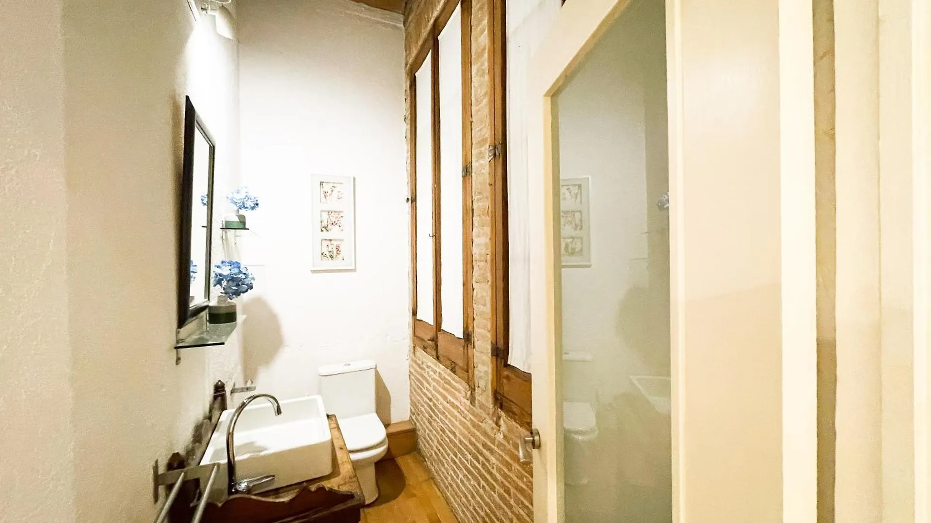 By Born Rooms Barcelona Spain
